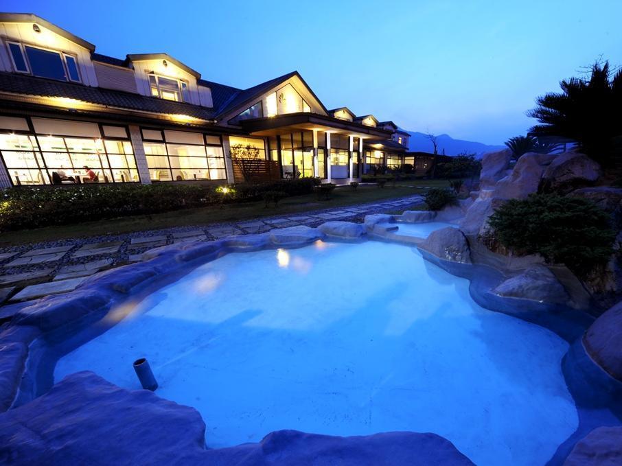 Chat Hot Spring Resort Кийлунг Екстериор снимка
